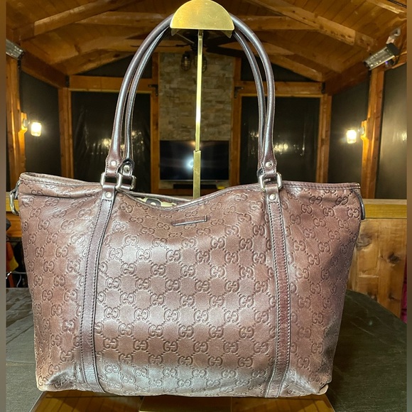 Gucci Handbags - Gucci Joy brown leather GG Supreme tote